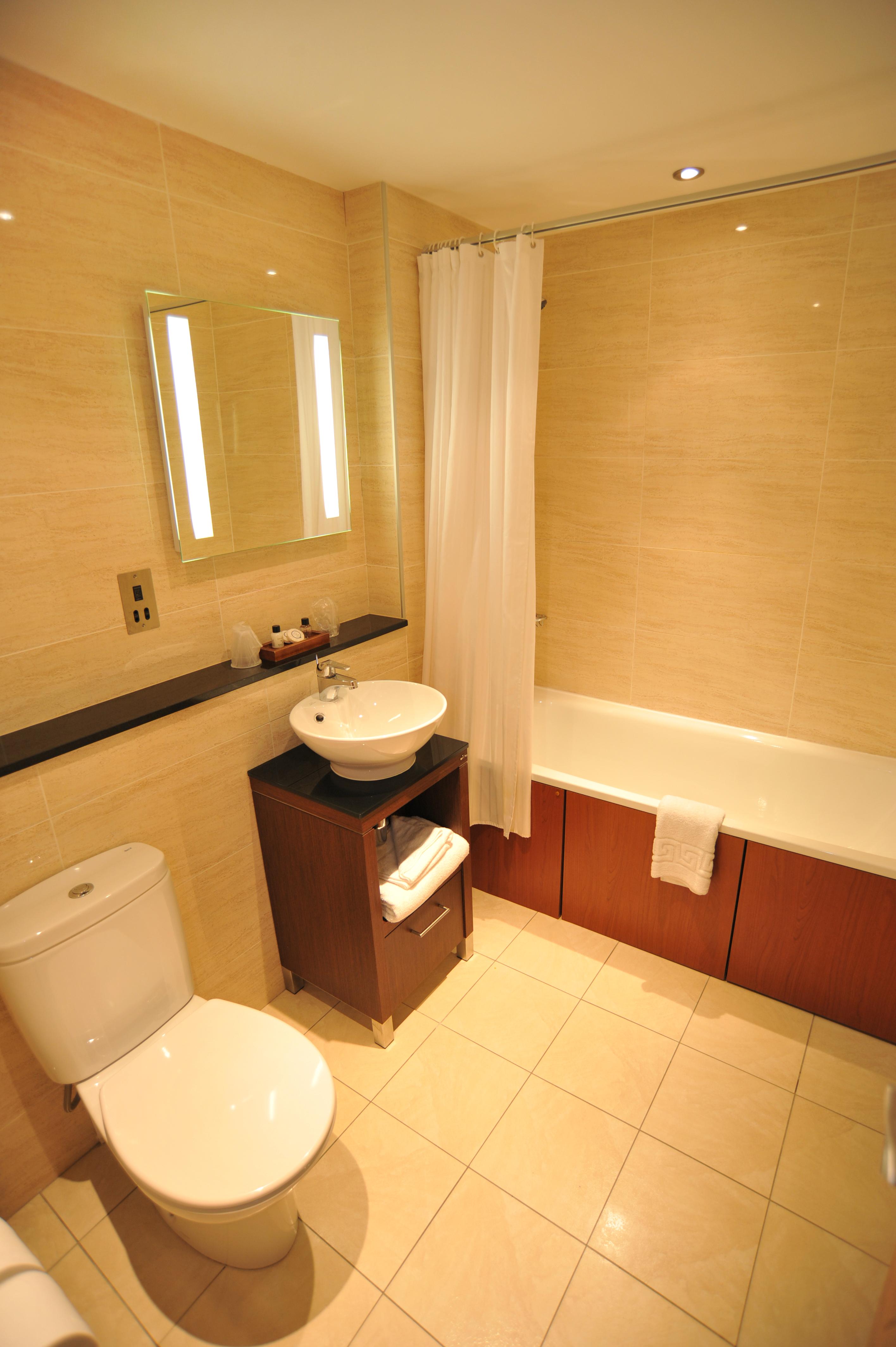 סטירלינג Golden Lion Hotel מראה חיצוני תמונה