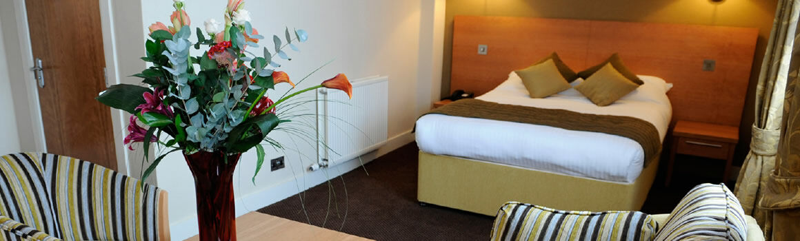 סטירלינג Golden Lion Hotel מראה חיצוני תמונה